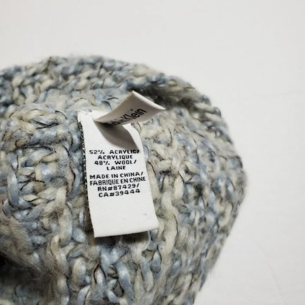 Calvin Klein Blue Cream Acrylic Wool Blend Beanie Hat Winter Snow Chunky Knit